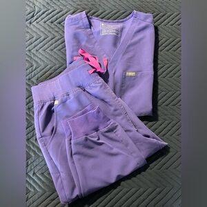 Amethyst Figs Scrub Set